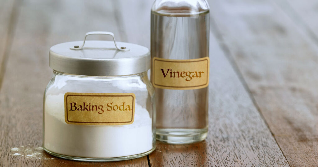 Vinegar-and-baking-soda